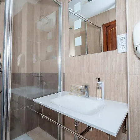 Oliva 3000 Guest house *