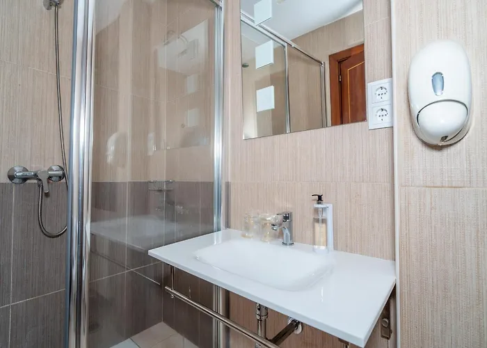 Oliva 3000 Guest house 3*